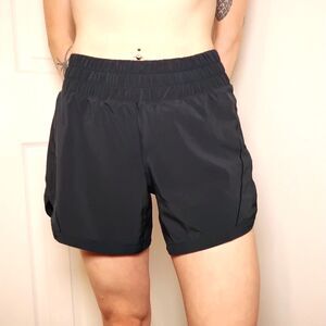 Lululemon Track That Short *5" Size 4 True Navy